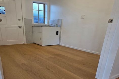 Photo of property in 66e Woodglen Road, Glen Eden, Auckland, 0602