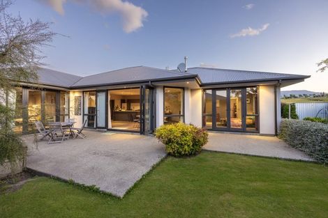 Photo of property in 128 Kings Drive, Wanaka, 9305