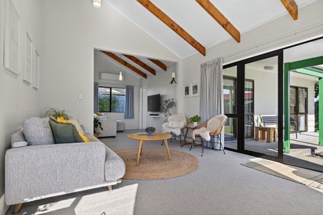 Photo of property in 52a Richmond Street, Cambridge, 3434