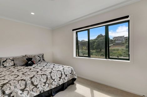 Photo of property in 8/9 Surrey Street, Tawa, Wellington, 5028