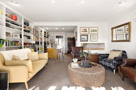 Photo of property in 8/14 Harriett Street, Thorndon, Wellington, 6011