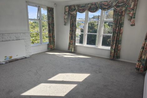 Photo of property in 31 Dundale Avenue, Blockhouse Bay, Auckland, 0600