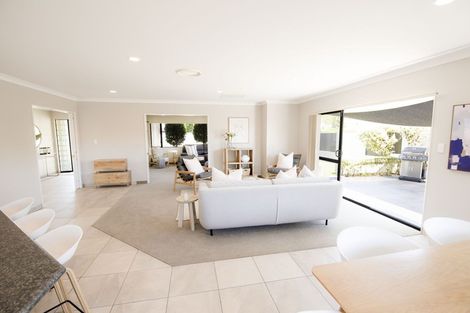 Photo of property in 9 Pinotage Drive, Greenmeadows, Napier, 4112