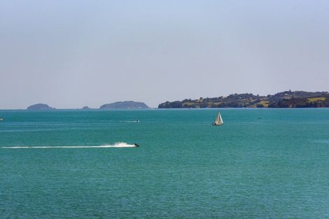 Photo of property in 37 Hawke Crescent, Beachlands, Auckland, 2018