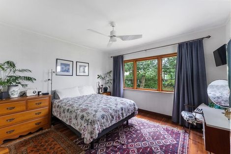 Photo of property in 55 Coronation Road, Mangere Bridge, Auckland, 2022