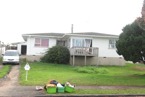 Photo of property in 18 Medina Place, Half Moon Bay, Auckland, 2012