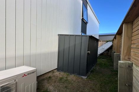 Photo of property in 12/166 Queens Drive, Lyall Bay, Wellington, 6022