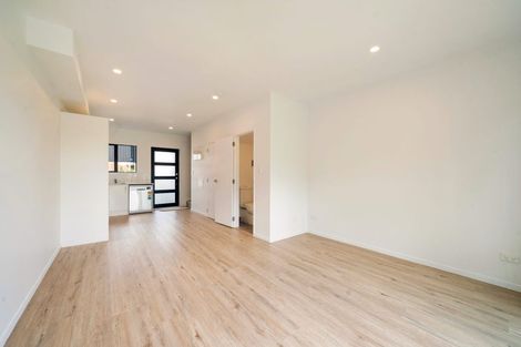 Photo of property in 7 Eileen Newey Place, Henderson, Auckland, 0612