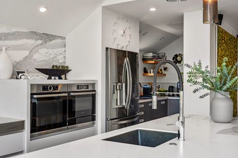 Photo of property in 231a Oceanbeach Road, Mount Maunganui, 3116