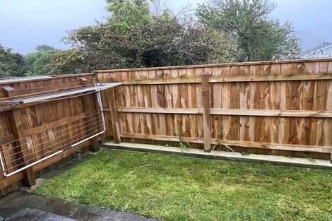 Photo of property in 2/8 Liverpool Street, Trentham, Upper Hutt, 5018