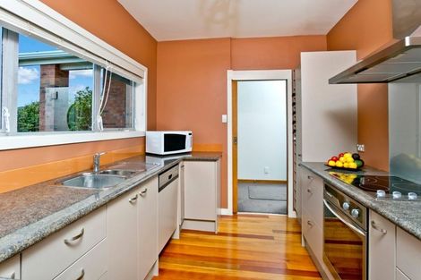 Photo of property in 26 Mcbreen Avenue, Northcote, Auckland, 0627