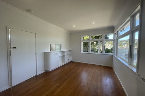 Photo of property in 41 Lucknow Terrace, Khandallah, Wellington, 6035
