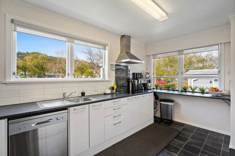 Photo of property in 2/34 Maclean Street, Wallaceville, Upper Hutt, 5018