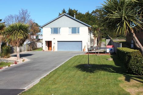 Photo of property in 4 Leven Street, South Hill, Oamaru, 9400
