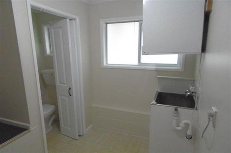 Photo of property in 35c Clearmont Crescent, Blagdon, New Plymouth, 4310