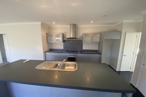 Photo of property in 10 Somerton Drive, Huntington, Hamilton, 3210