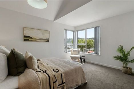 Photo of property in 12/3 Severn Street, Island Bay, Wellington, 6023