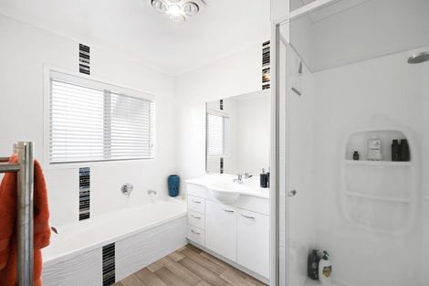 Photo of property in 18 Chapel Hill, Rototuna, Hamilton, 3210