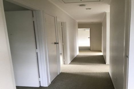 Photo of property in 12 Airey Place, Torbay, Auckland, 0630