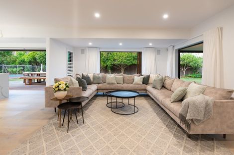 Photo of property in 5 Lavinia Grove, Waikanae Beach, Waikanae, 5036