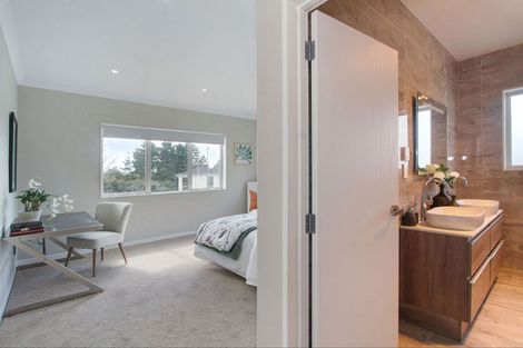 Photo of property in 17 Korihi Drive, Swanson, Auckland, 0614