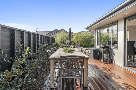 Photo of property in 14 Lakemere Way, Kinloch, Taupo, 3377