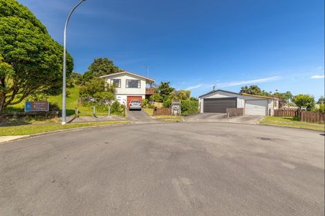 Photo of property in 6 Milne Place, Merrilands, New Plymouth, 4312
