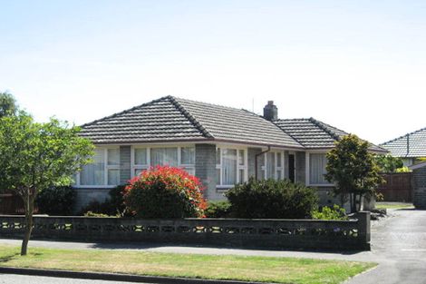Photo of property in 25 Damien Place, Bromley, Christchurch, 8062