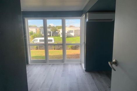 Photo of property in 16 Totara Street, Waiuku, 2123