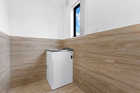 Photo of property in 7/100 Seymour Road, Sunnyvale, Auckland, 0612