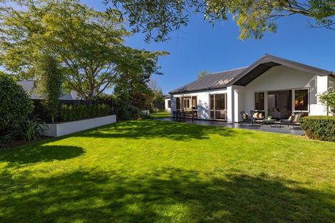 Photo of property in 9 Monterey Place, Parklands, Christchurch, 8083