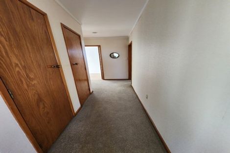 Photo of property in 4 Tower Hill, Stanmore Bay, Whangaparaoa, 0930