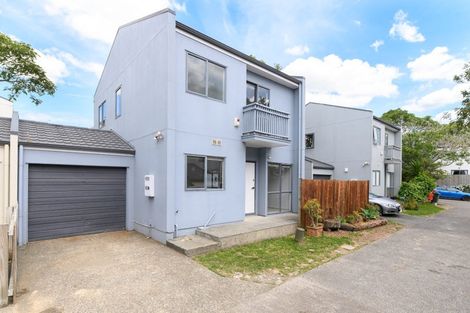 Photo of property in 3 Sun Place, Henderson, Auckland, 0612