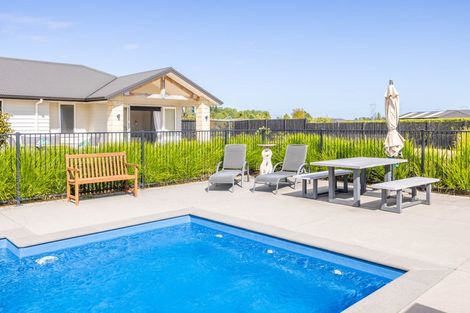 Photo of property in 17 Margot Lane, Matangi, Hamilton, 3283