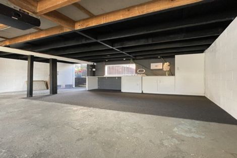 Photo of property in 2/71 Mount Smart Road, Onehunga, Auckland, 1061