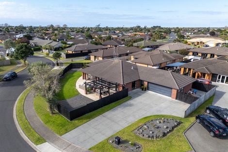 Photo of property in 19 Seabreeze Place, Papamoa Beach, Papamoa, 3118