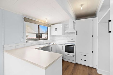 Photo of property in 64 Rhodes Drive, Kelvin Grove, Palmerston North, 4414