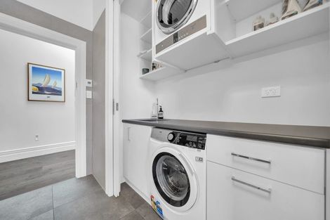 Photo of property in 23 Cheltenham Road, Devonport, Auckland, 0624