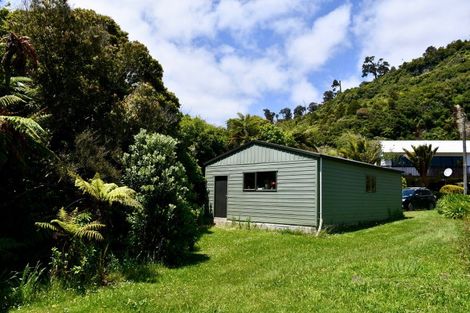 Photo of property in 23-25 Nikau Heights, Little Wanganui, Karamea, 7893