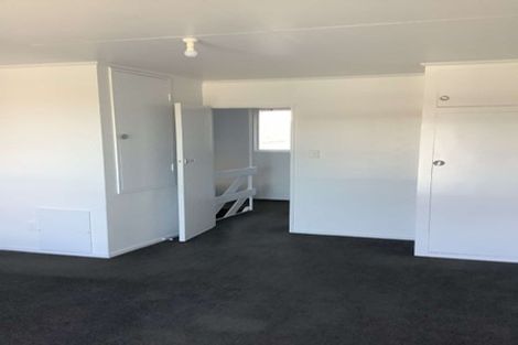 Photo of property in 2/86 Picton Avenue, Riccarton, Christchurch, 8011