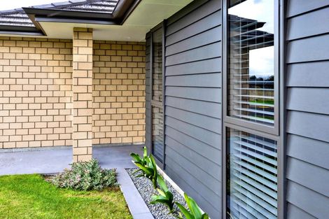 Photo of property in 3 Bianca Crescent, Stratford, 4332