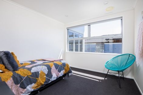 Photo of property in 13 Montrose Place, Highlands Park, New Plymouth, 4312