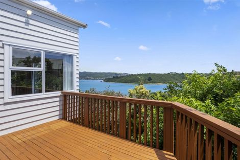Photo of property in 1 Forth Place, Papakowhai, Porirua, 5024