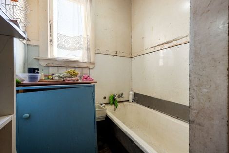 Photo of property in 17 Hinau Street, Maeroa, Hamilton, 3200