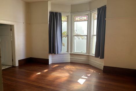 Photo of property in 4 Myrtle Crescent, Mount Cook, Wellington, 6021