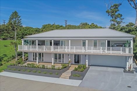 Photo of property in 2e Vipond Road, Stanmore Bay, Whangaparaoa, 0932