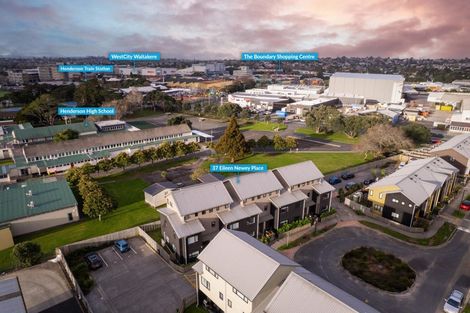 Photo of property in 37 Eileen Newey Place, Henderson, Auckland, 0612