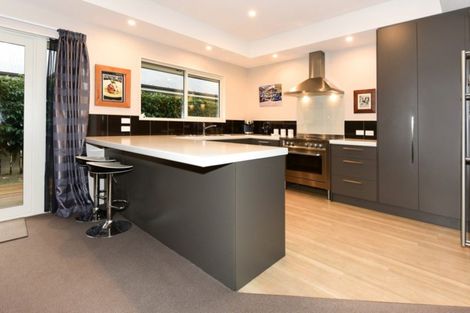 Photo of property in 22 Pemberton Drive, Darfield, 7510