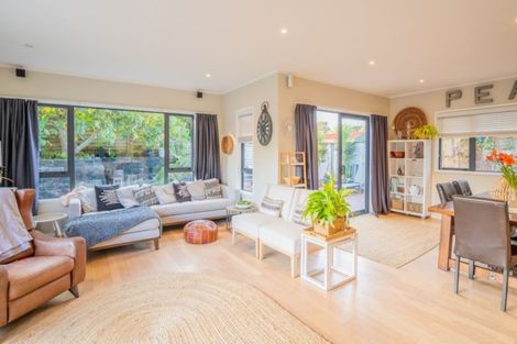 Photo of property in 50a Renown Road, Raumati South, Paraparaumu, 5032