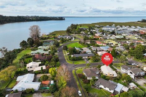 Photo of property in 1 Rosemary Place, Katikati, 3129